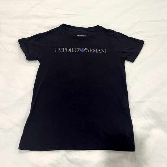 Emporio Armani tee unisex only worn twice in great condition size 8 kids - Picture 1 of 1